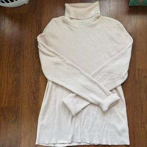 RL ribbed turtleneck🤍